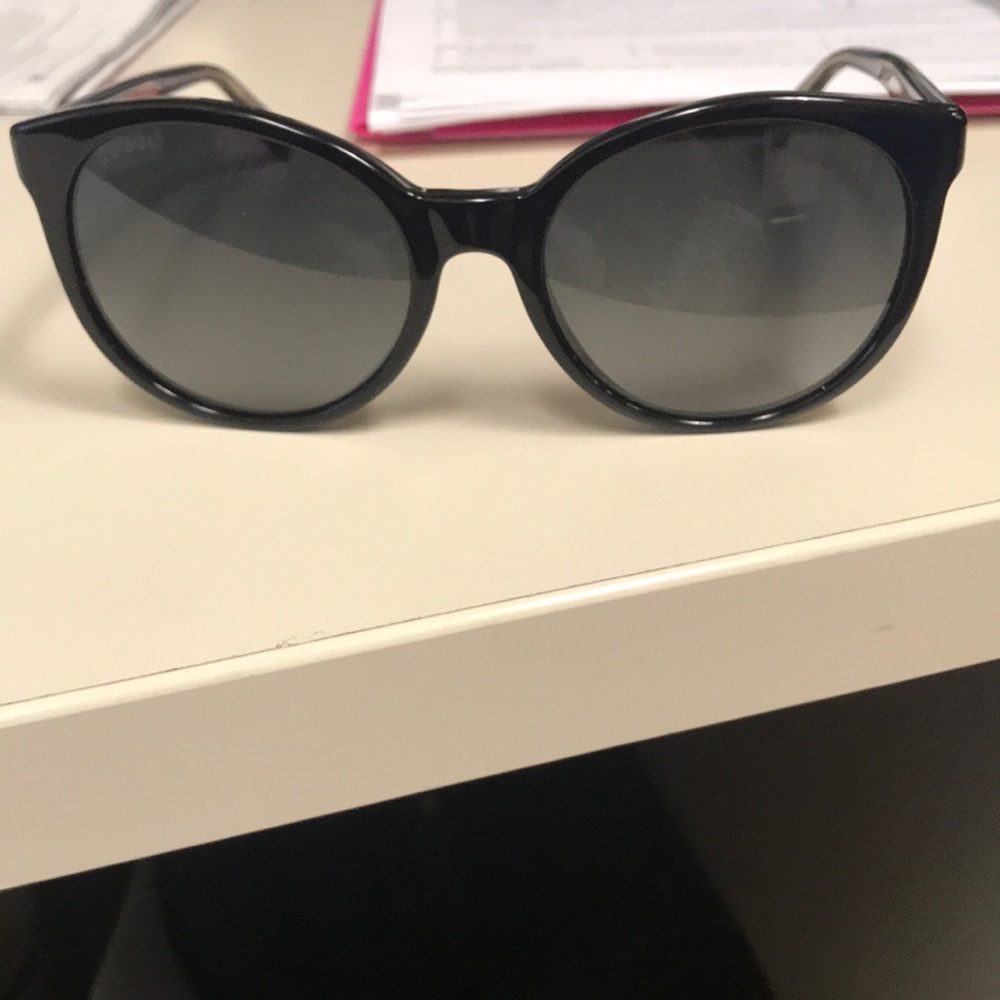 Gucci sunglasses !